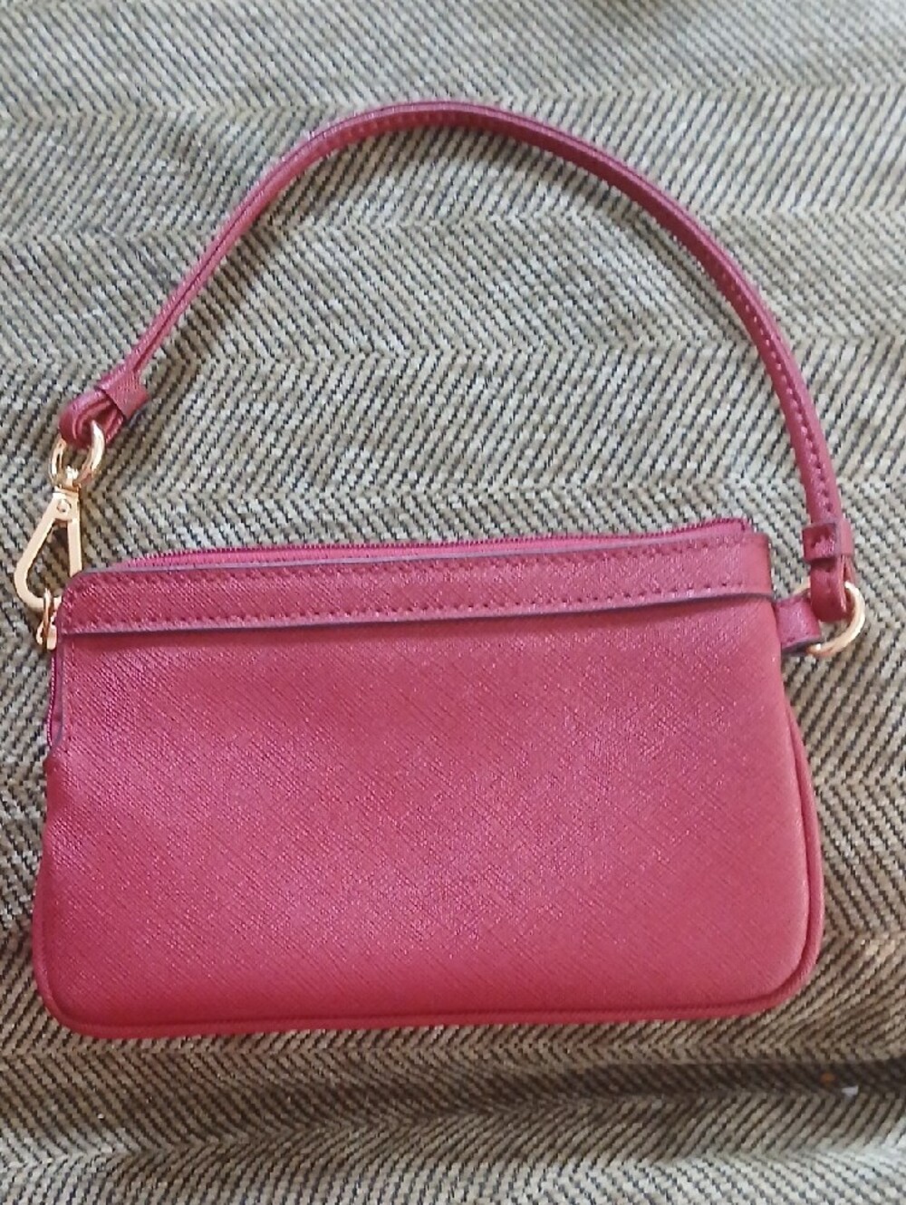 Calvin Klein Small Wristlet Clutch in Berry Pink - Picture 2 of 5